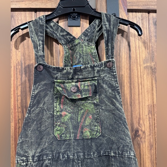 Mexicali Blues Women's Washed Olive Green Overalls Jeans - Picture 2 of 5